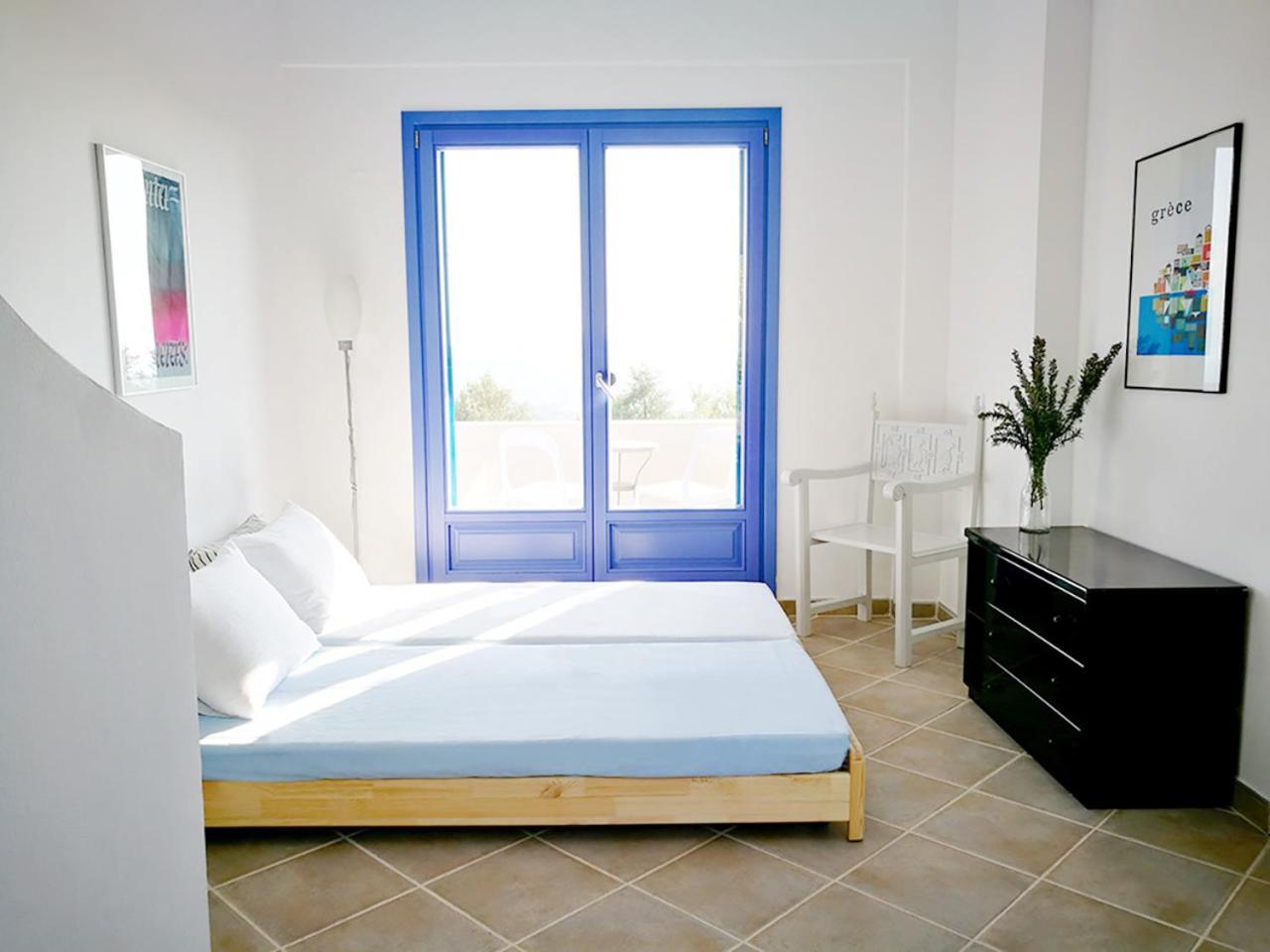 Olive Bay Hilltop Apartments Amolianí Pokoj fotografie